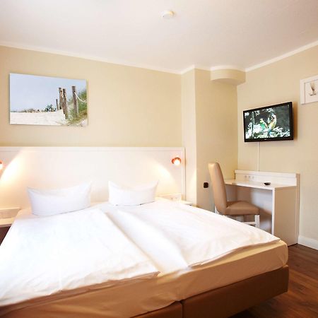 Hotel Ostseehalle Kiel By Premiere Classe Exteriör bild
