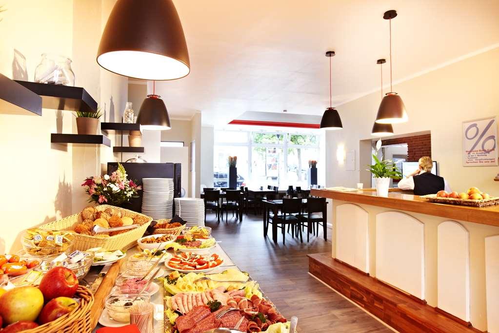 Hotel Ostseehalle Kiel By Premiere Classe Restaurang bild