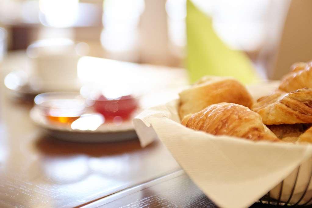 Hotel Ostseehalle Kiel By Premiere Classe Restaurang bild