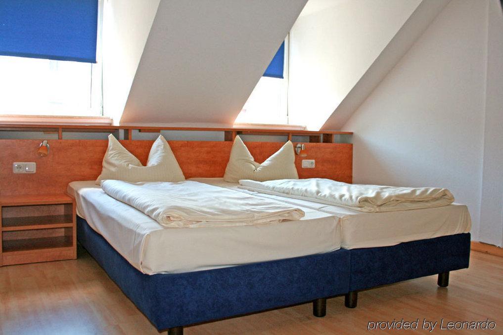 Hotel Ostseehalle Kiel By Premiere Classe Exteriör bild