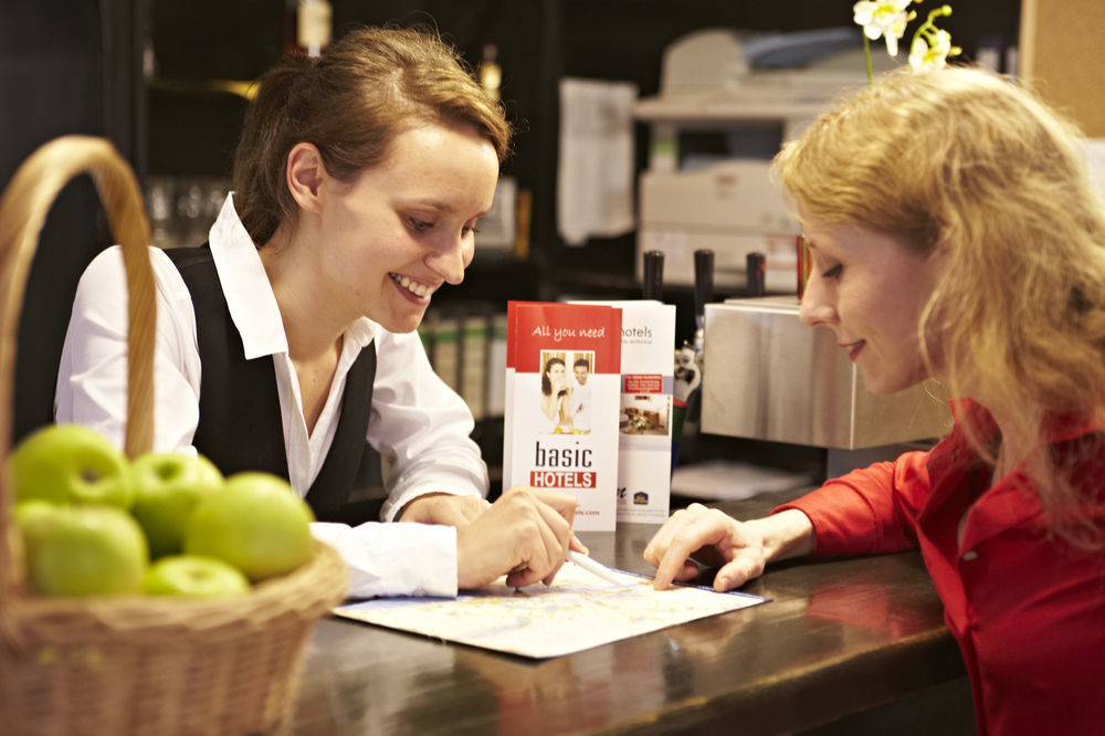 Hotel Ostseehalle Kiel By Premiere Classe Exteriör bild