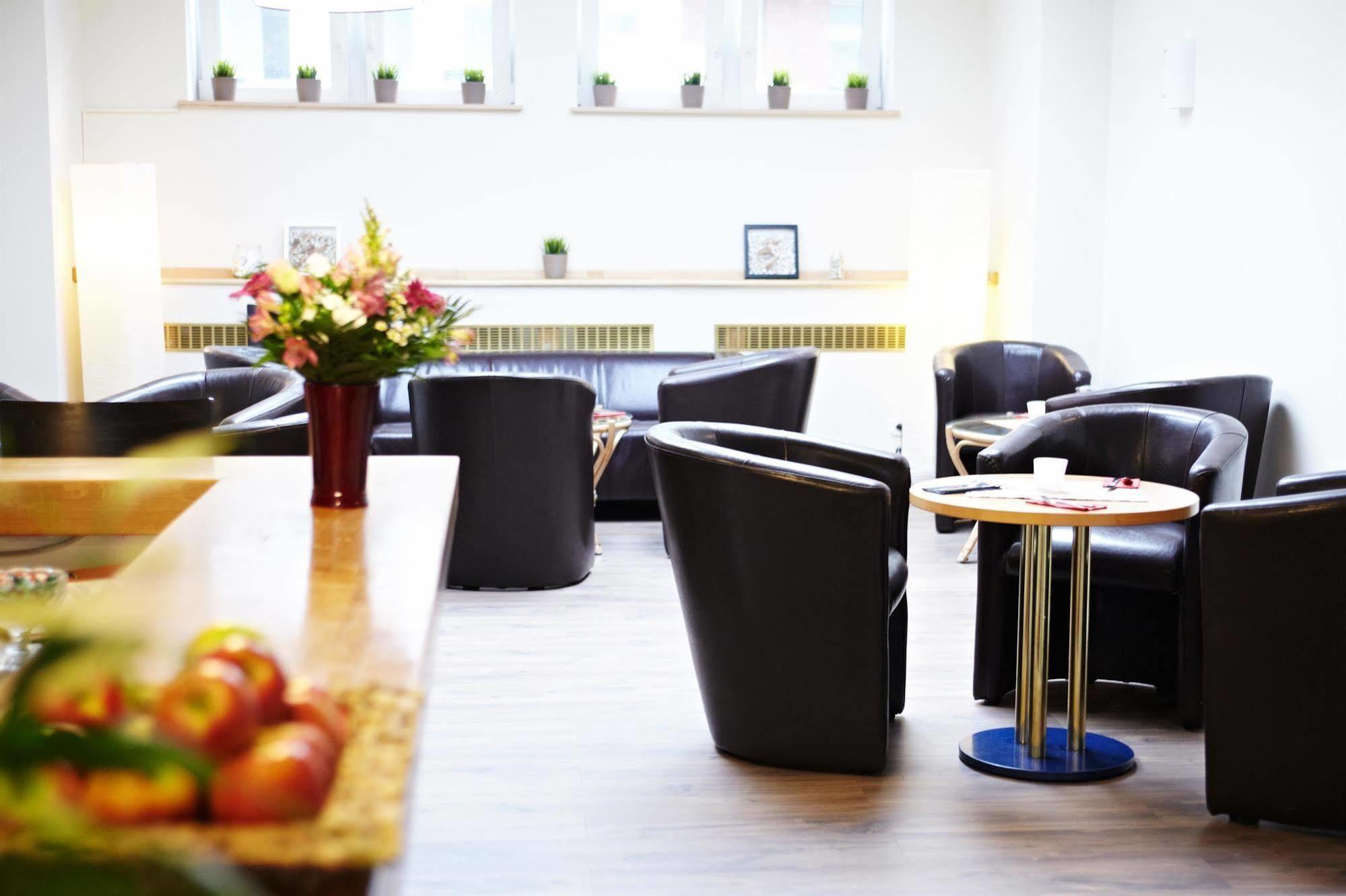 Hotel Ostseehalle Kiel By Premiere Classe Exteriör bild